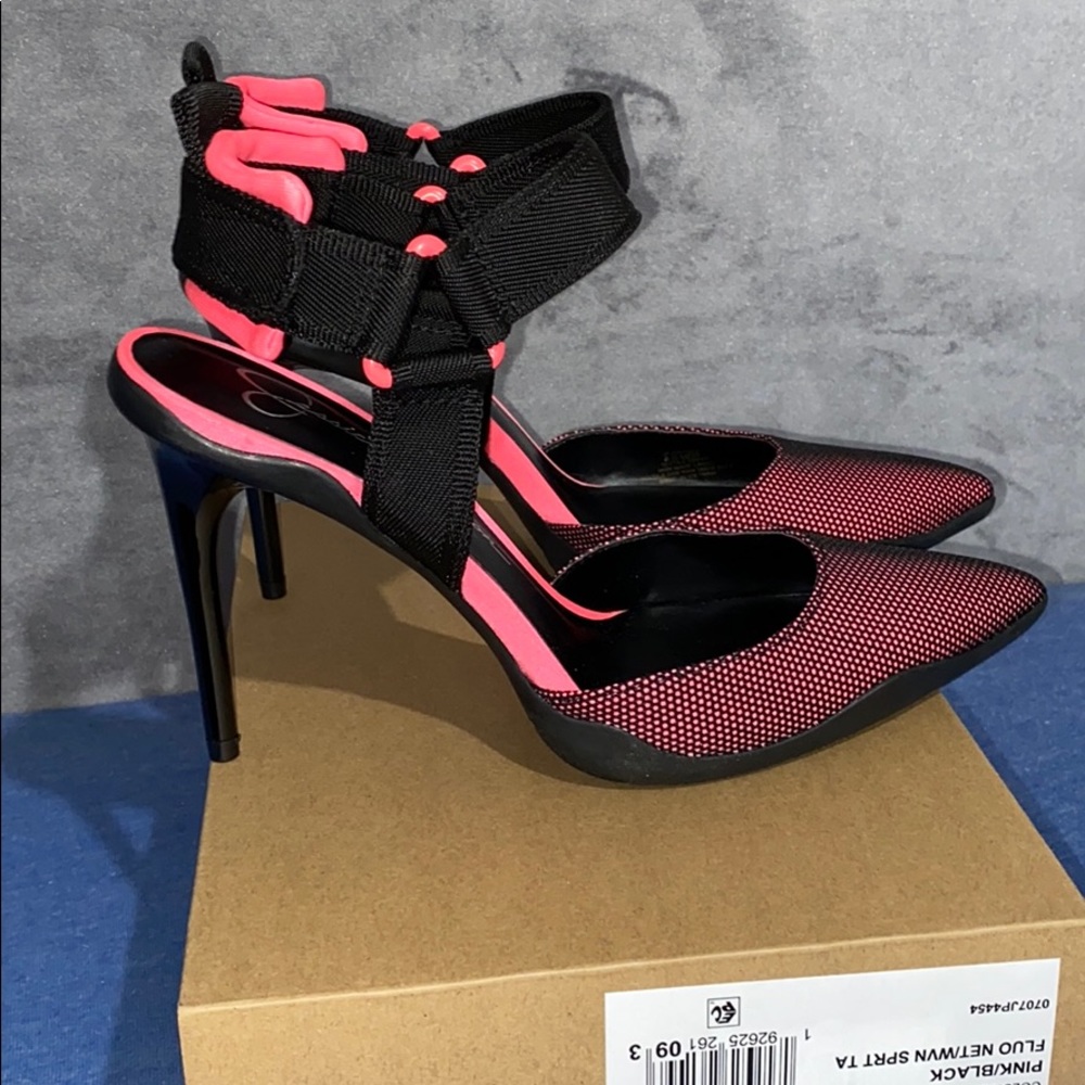Jessica Simpson Heels - Picture 8 of 8
